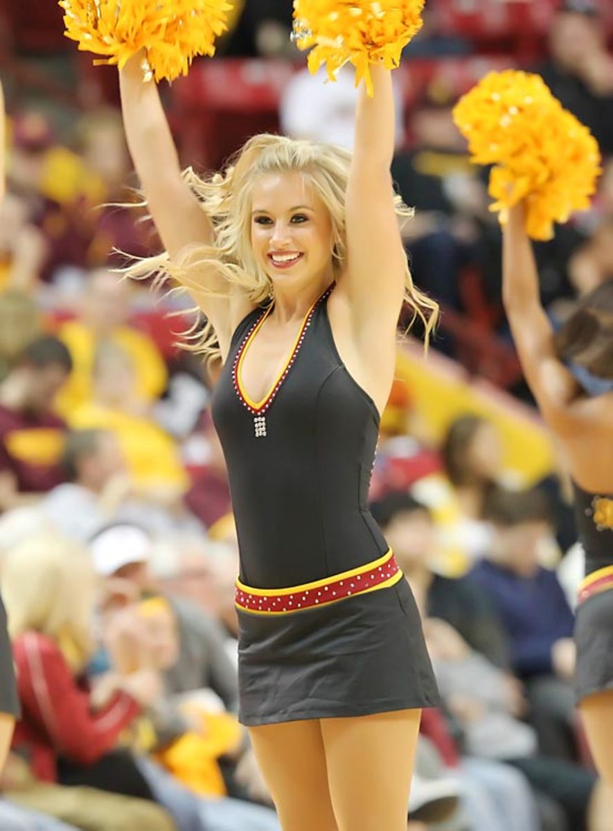 140528113941-02-roxi-asu-game-a08x6429-single-image-cut.jpg